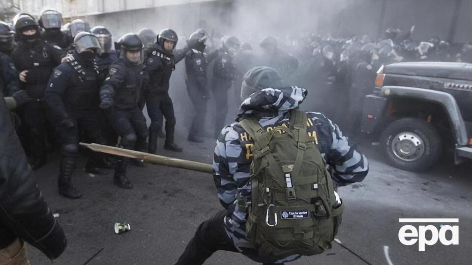 Акції під Радою почалися 17 грудня