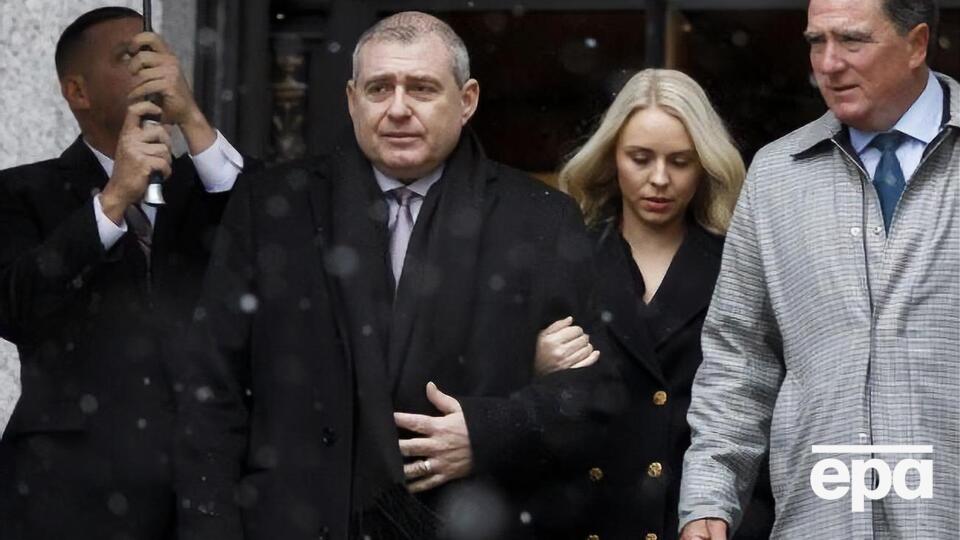 Одержувачем грошей була дружина Парнаса Світлана