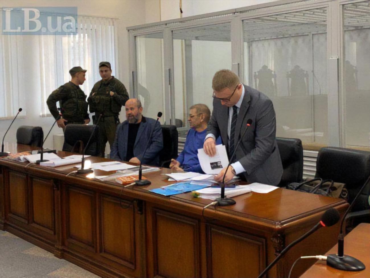 Суд зобов'язав Пашинського носити електронний браслет
