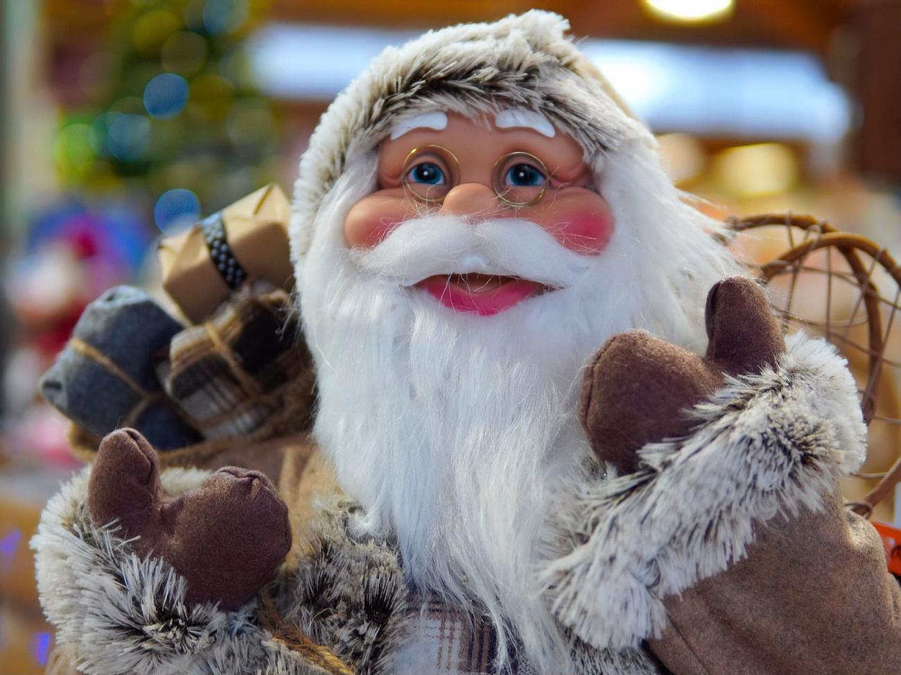 Украинцы начали чаще дарить подарки ко Дню Святого Николая