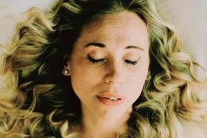 Balaklava Blues: Это сильная, эмоциональная история Киева последних пяти лет. Город мечты, борьбы и силы, город любви, город надежды