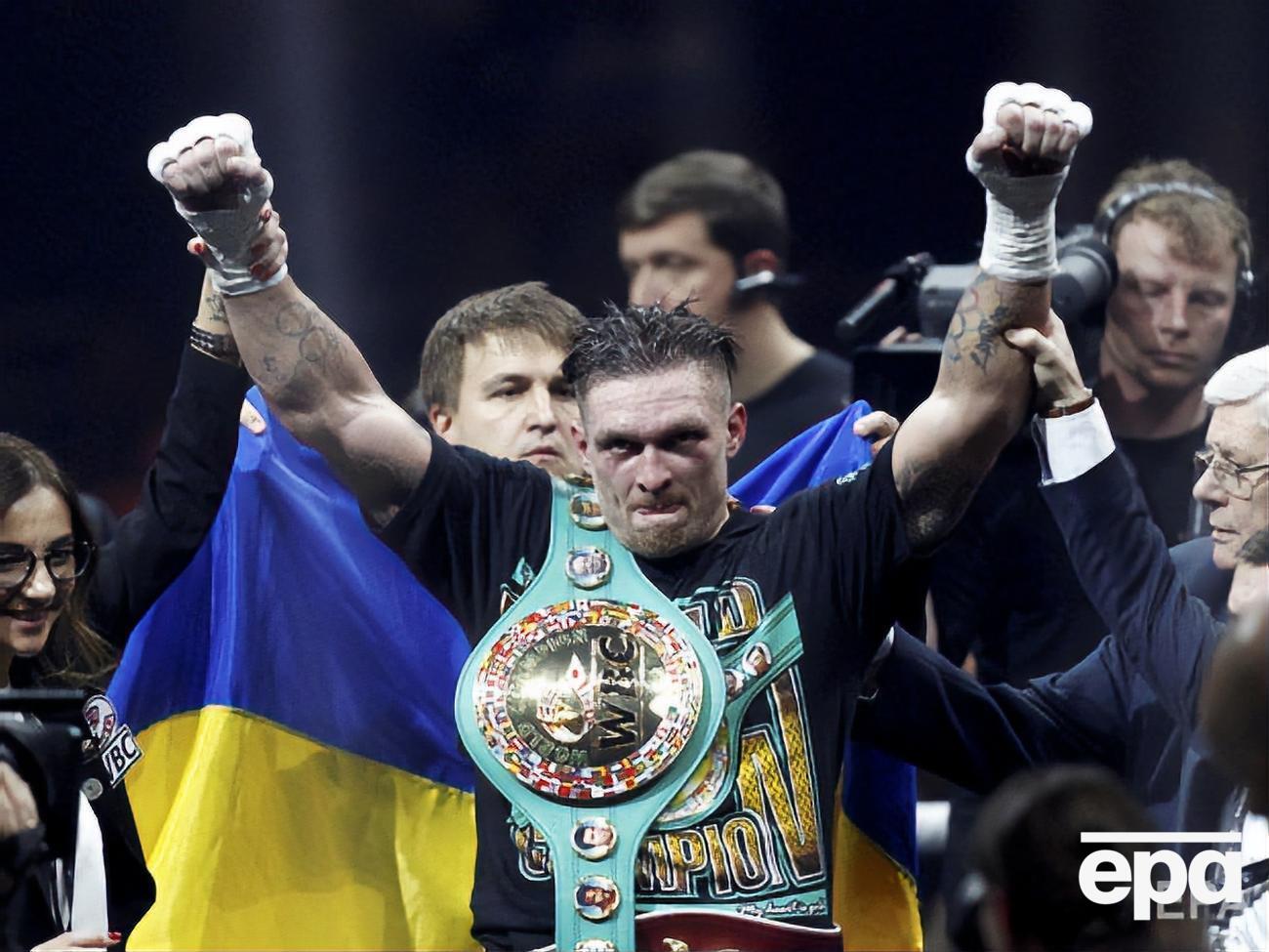 Усик провел один бой в супертяжелом весе