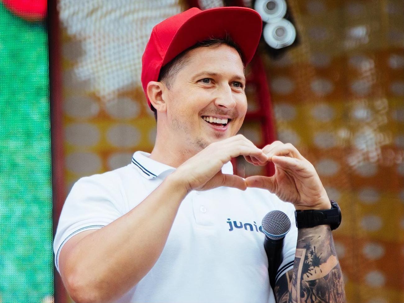 Педан: Пост називається "Згадав, як були молодими"