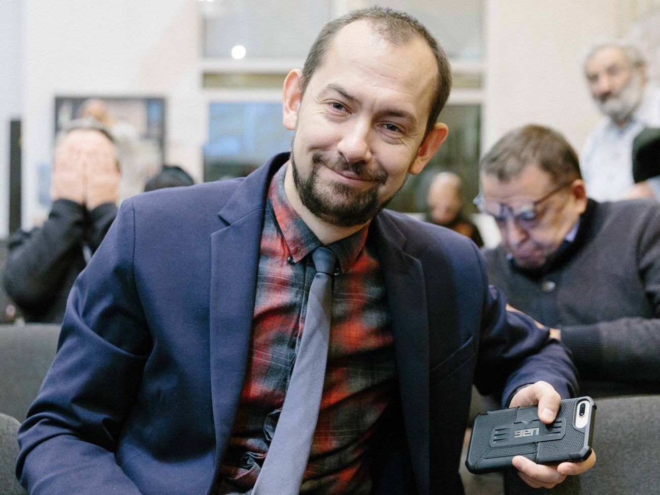 Цимбалюк: У россиян, особенно из регионов, лишь одна просьба &ndash; Путин, помоги!