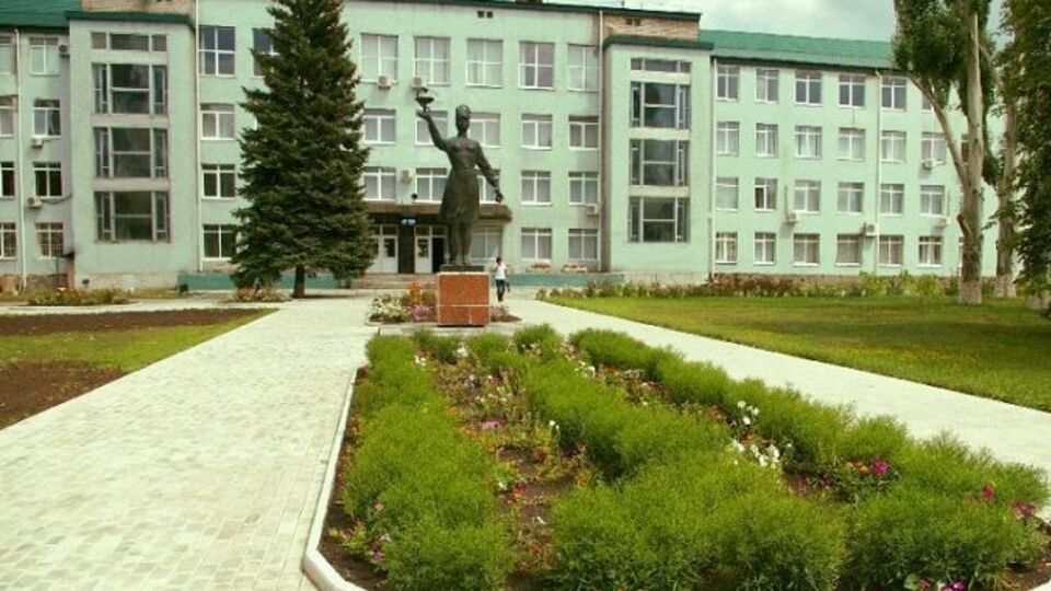 Медуниверситет Луганска – первый вуз на не подконтрольной Украине территории Луганской области, который получил аккредитацию в России