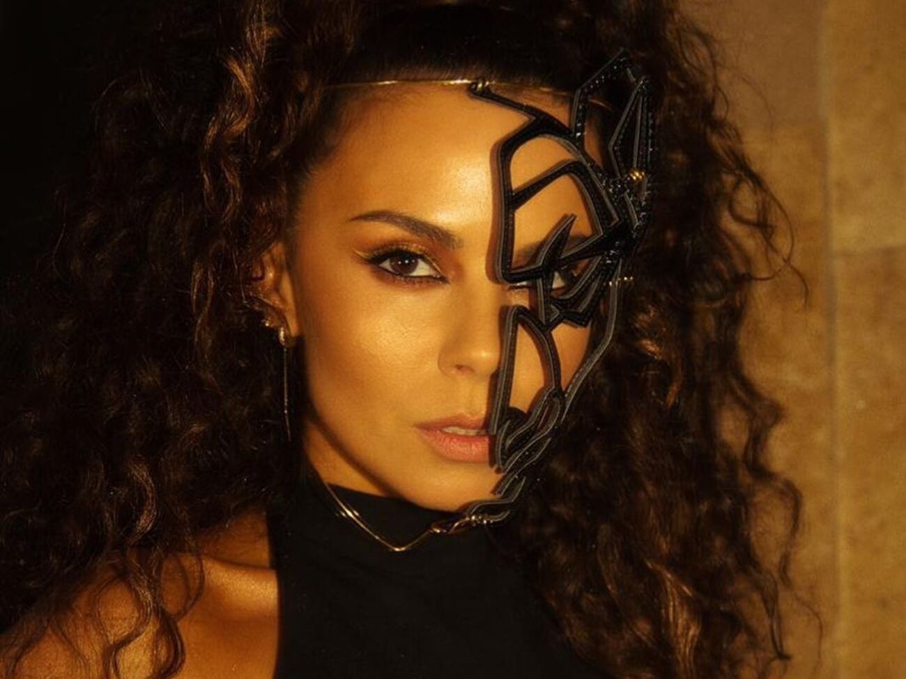 Каменських: Став лайк, якщо сподобався образ