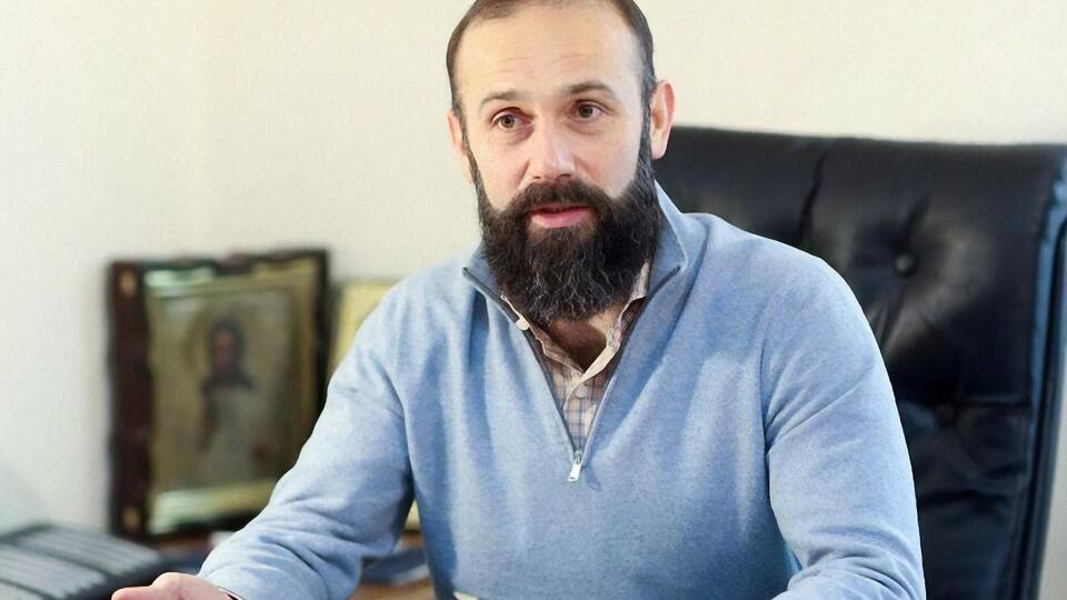 Артур Емельянов: Считаю это циничной провокацией, которая лишь показывает уровень беспринципности этих лиц