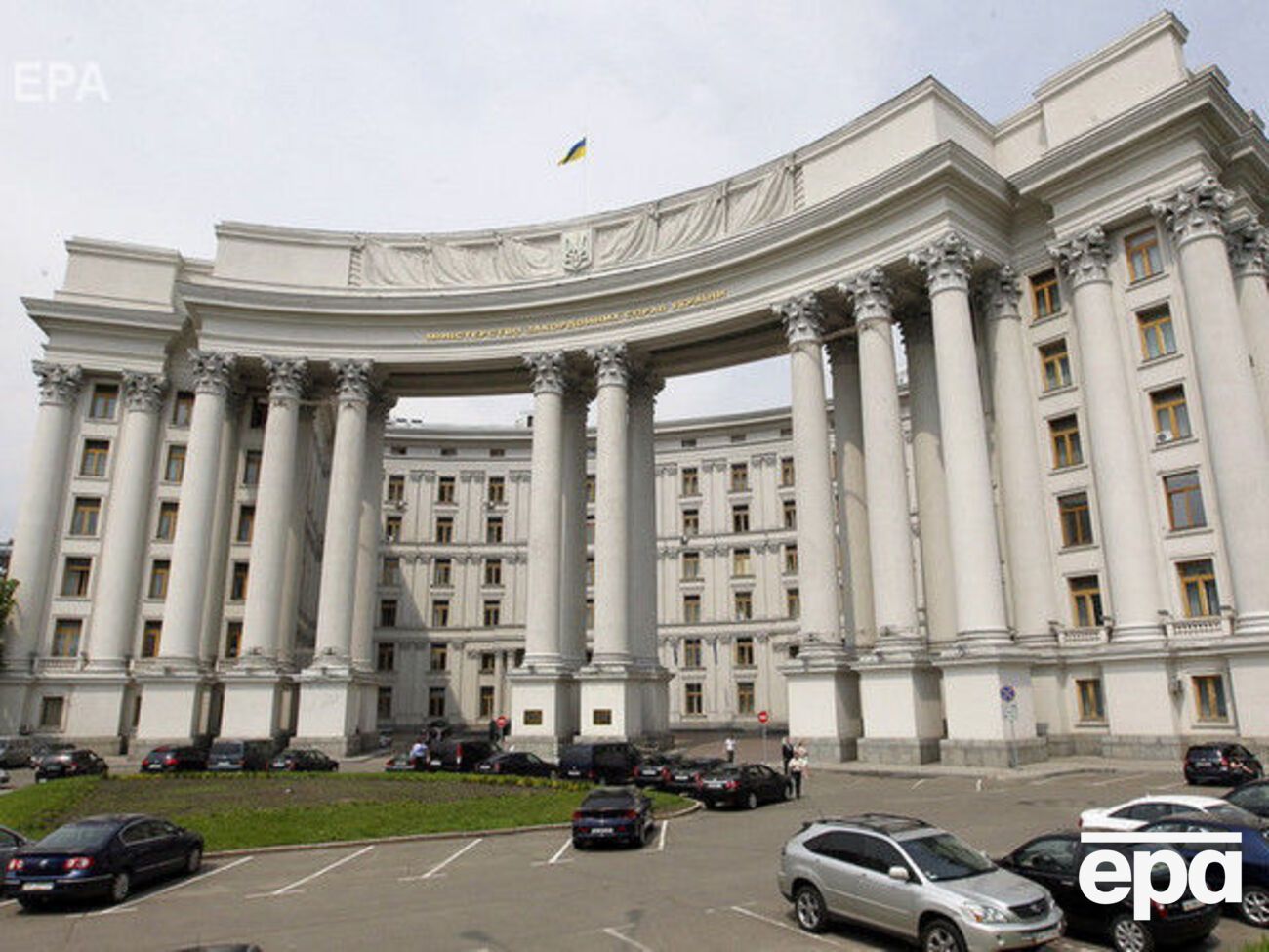 Посла Венгрии пригласили в МИД Украины