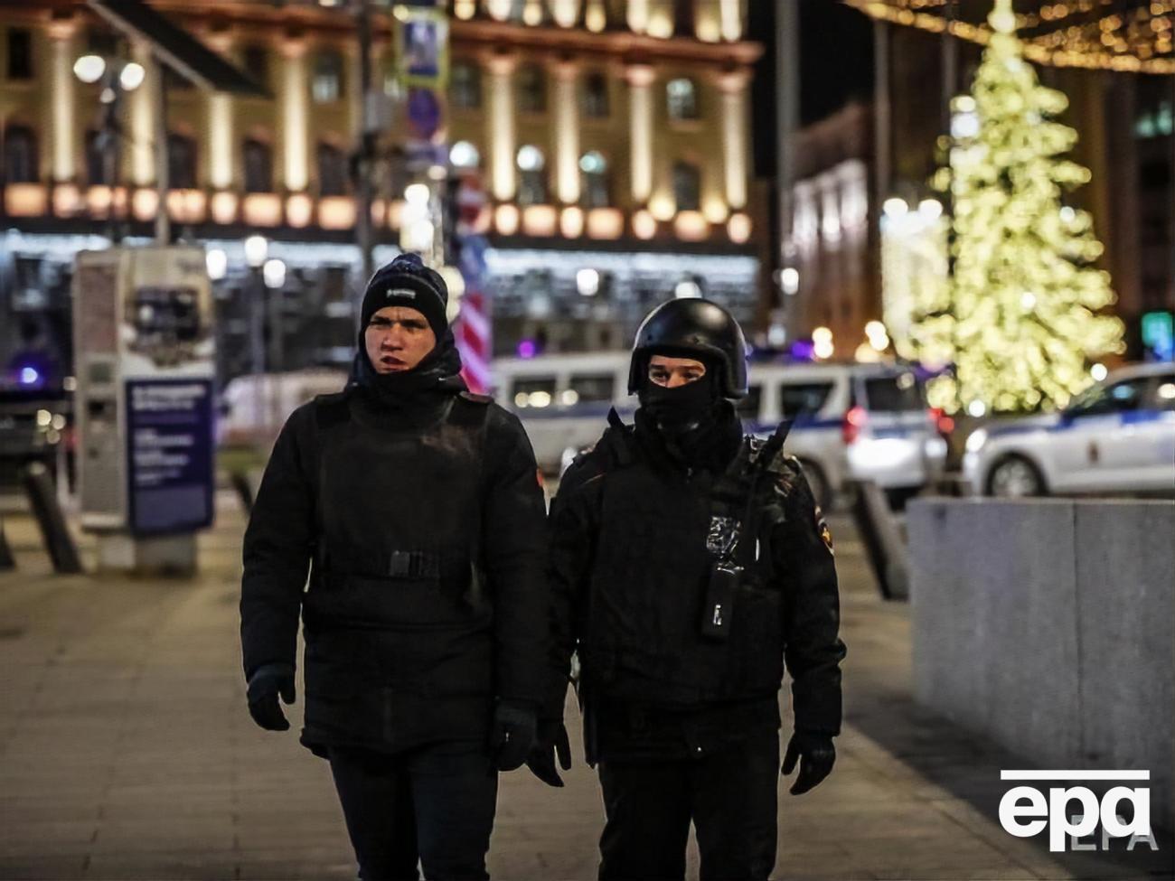 Преступник застрелил одного человека, ранил пятерых