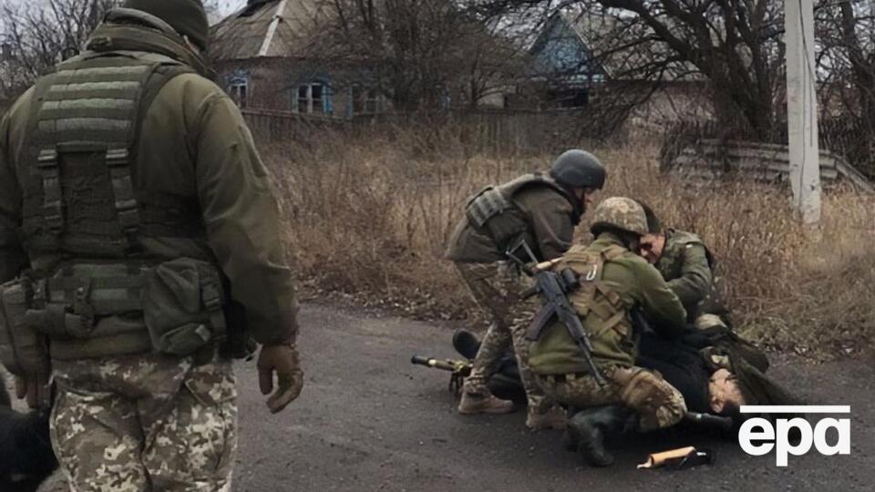 Чоловік після поранення зміг пройти кілька метрів у пошуках допомоги