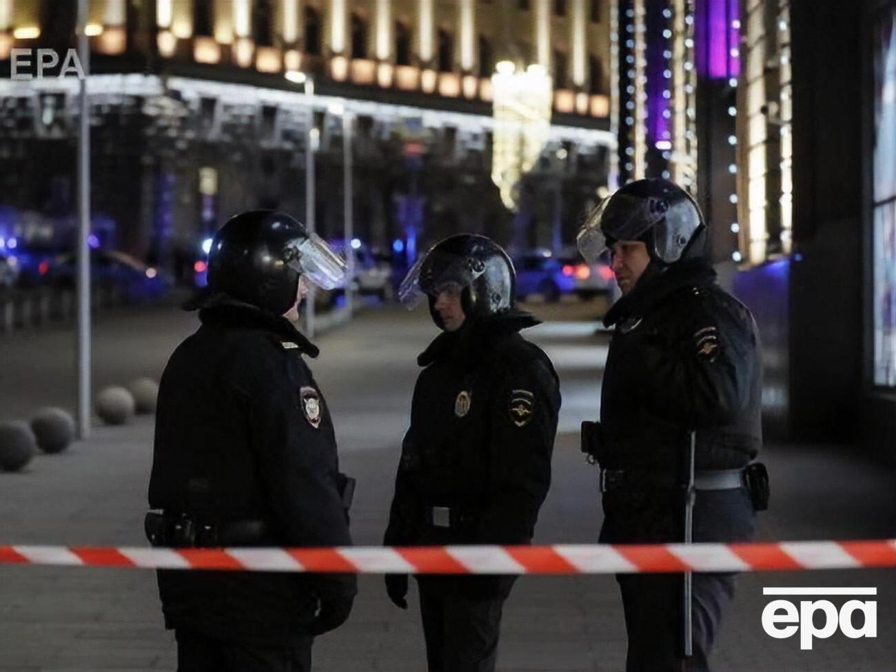 Стрельба возле здания ФСБ произошла 19 декабря