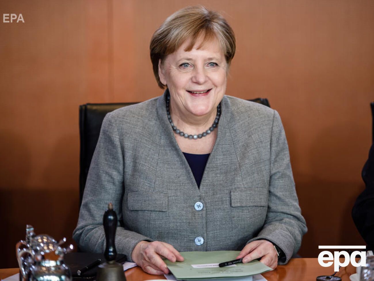 Рейтинг Меркель вырос после саммита "Нормандской четверки"