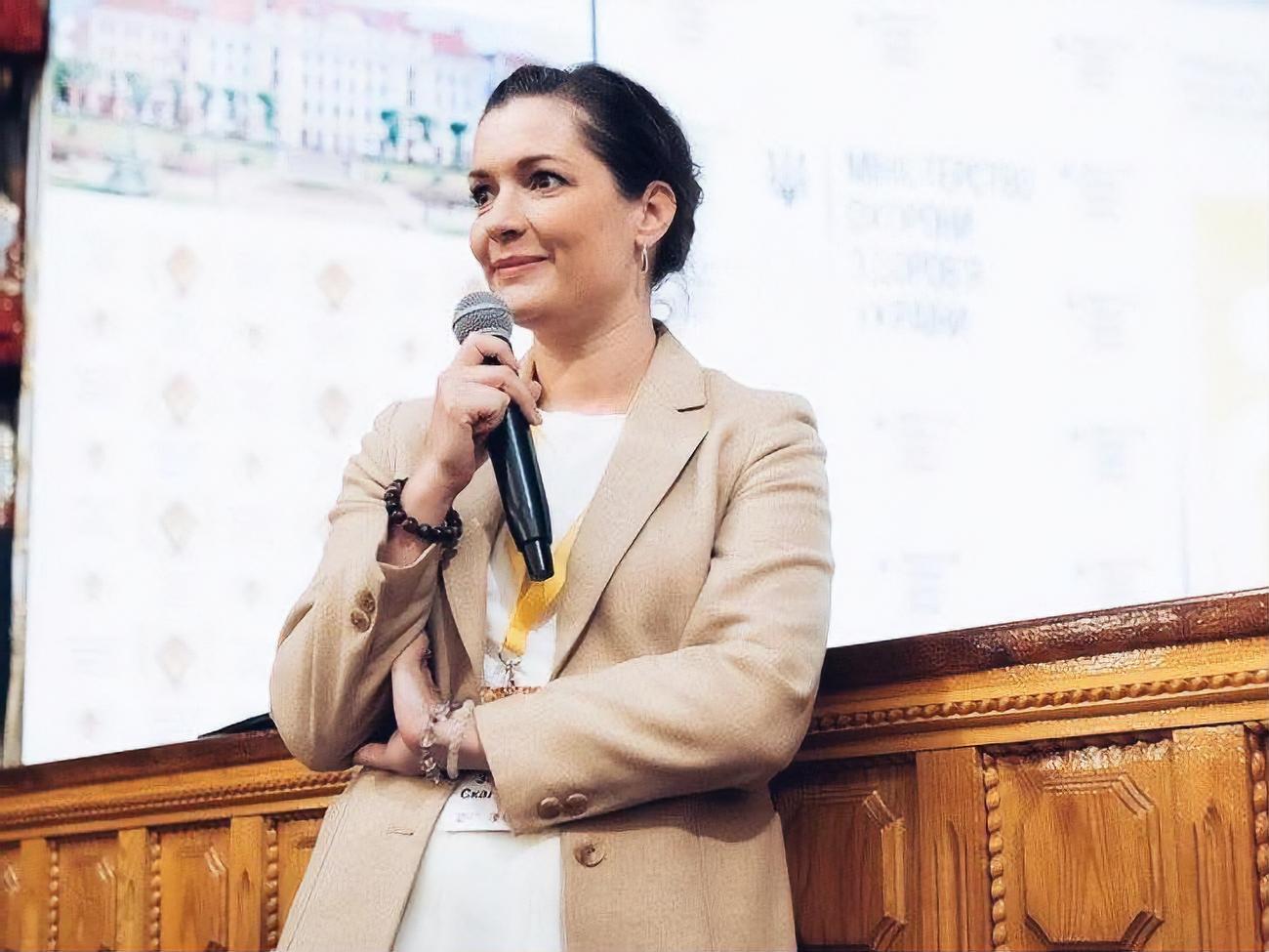 Скалецкая:&nbsp;Надо навести порядок в принятии решений в министерстве. Это уже лучше, чем ручное управление или решения с потолка. Смотрим на систему и исправляем. А те, кто вокруг нас бегают, кричат, машут, &ndash; это не имеет значения