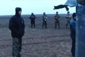 Адвокат вважає, що людина на фото не схожа на Антоненка