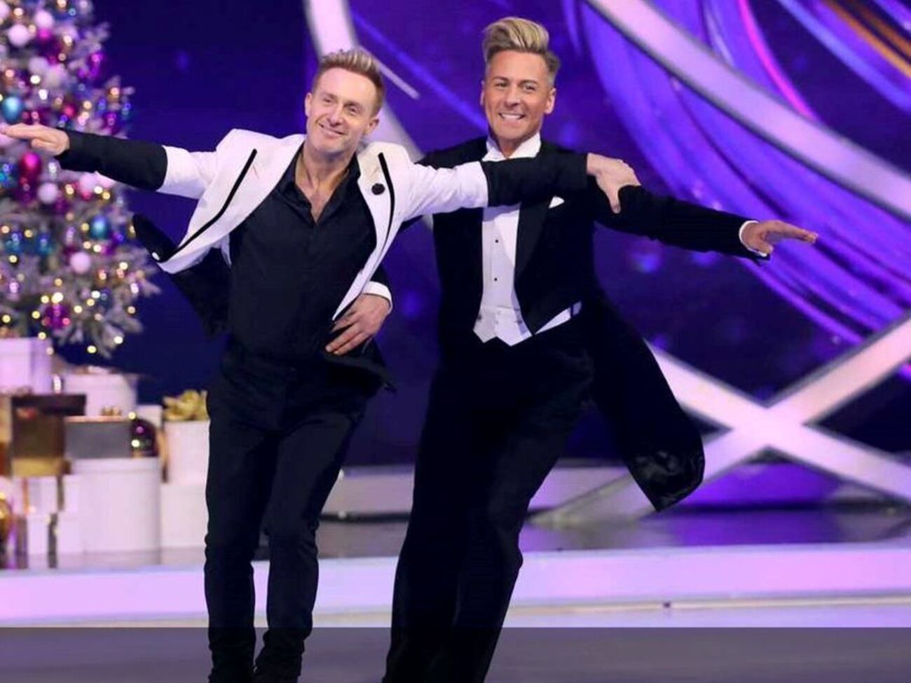 Воткінс (на фото праворуч) попросив собі в партнери чоловіка