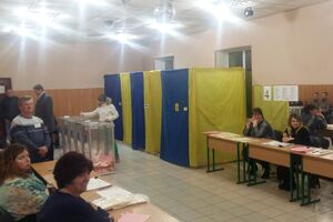 Вибори провели у 23 регіонах України
