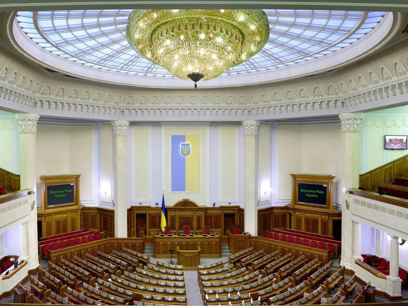 Нардепи IX скликання не завжди голосують особисто