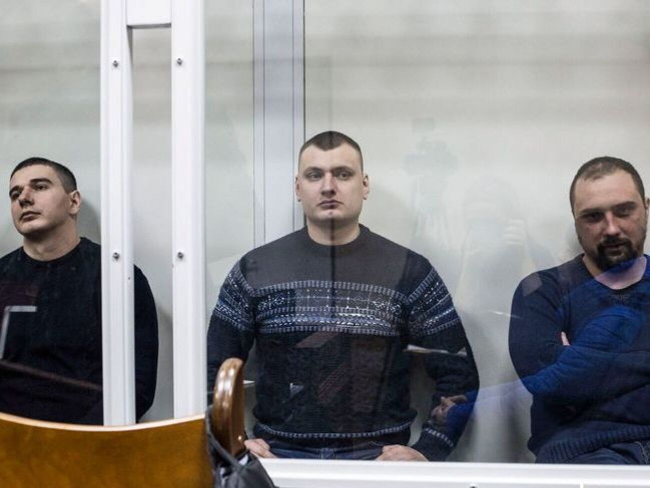 Рішення про обмін колишніх беркутівців ухвалило вище керівництво країни, стверджує "Громадське". На фото – Сергій Зінченко, Павло Аброськін і Сергій Тамтура