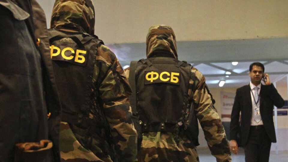 Манюров напал на здание ФСБ