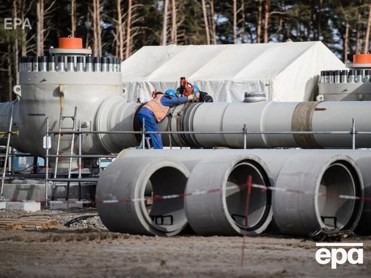 "Северный поток&nbsp;&ndash; 2"&nbsp;&ndash; газопровод, который должен связать Россию с Германией по дну Балтийского моря
