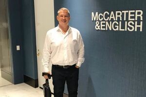 Чому краще провести один вечір у п'ятницю в Шустера, ніж двічі на "1+1" чи тричі на ICTV?