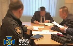 СБУ: Мэр Коростышева не обеспечил проверку качества ремонта дорог