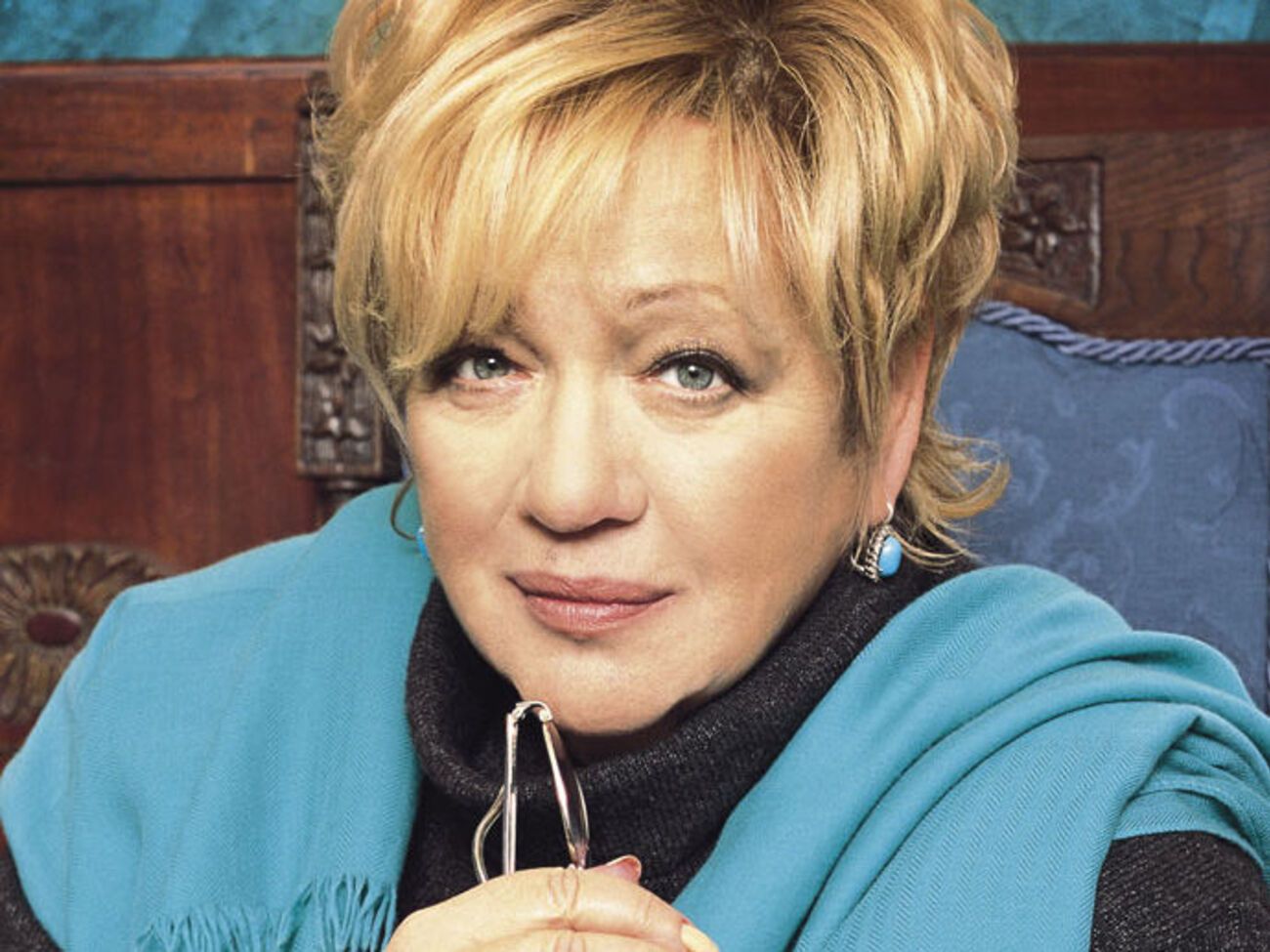 На сайті "Современника" йдеться про те, що стан Волчек стабільний