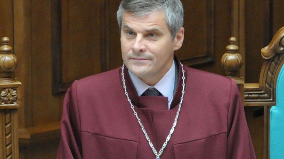 Мельник подав у відставку за власним бажанням