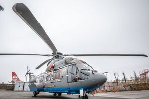 Вертолет приземлился в столичном аэропорту Жуляны