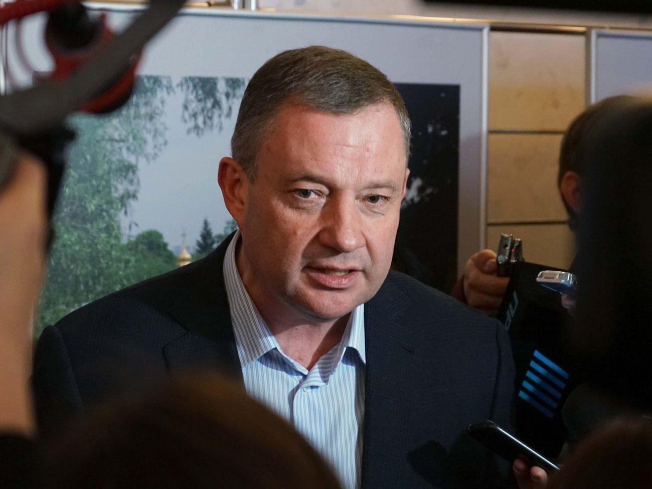 Дубневич має&nbsp;здати на зберігання паспорт для виїзду за кордон