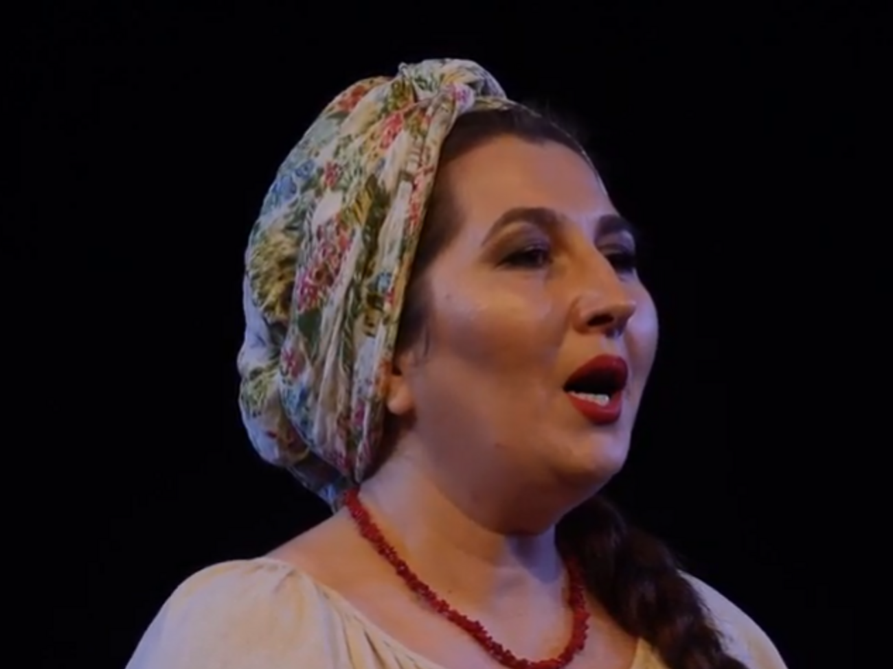 Баба Доцька:&nbsp;Колядка выпросилась именно в это время. Очень хочу, чтобы и вы ее услышали. Не просто послушали, а услышали