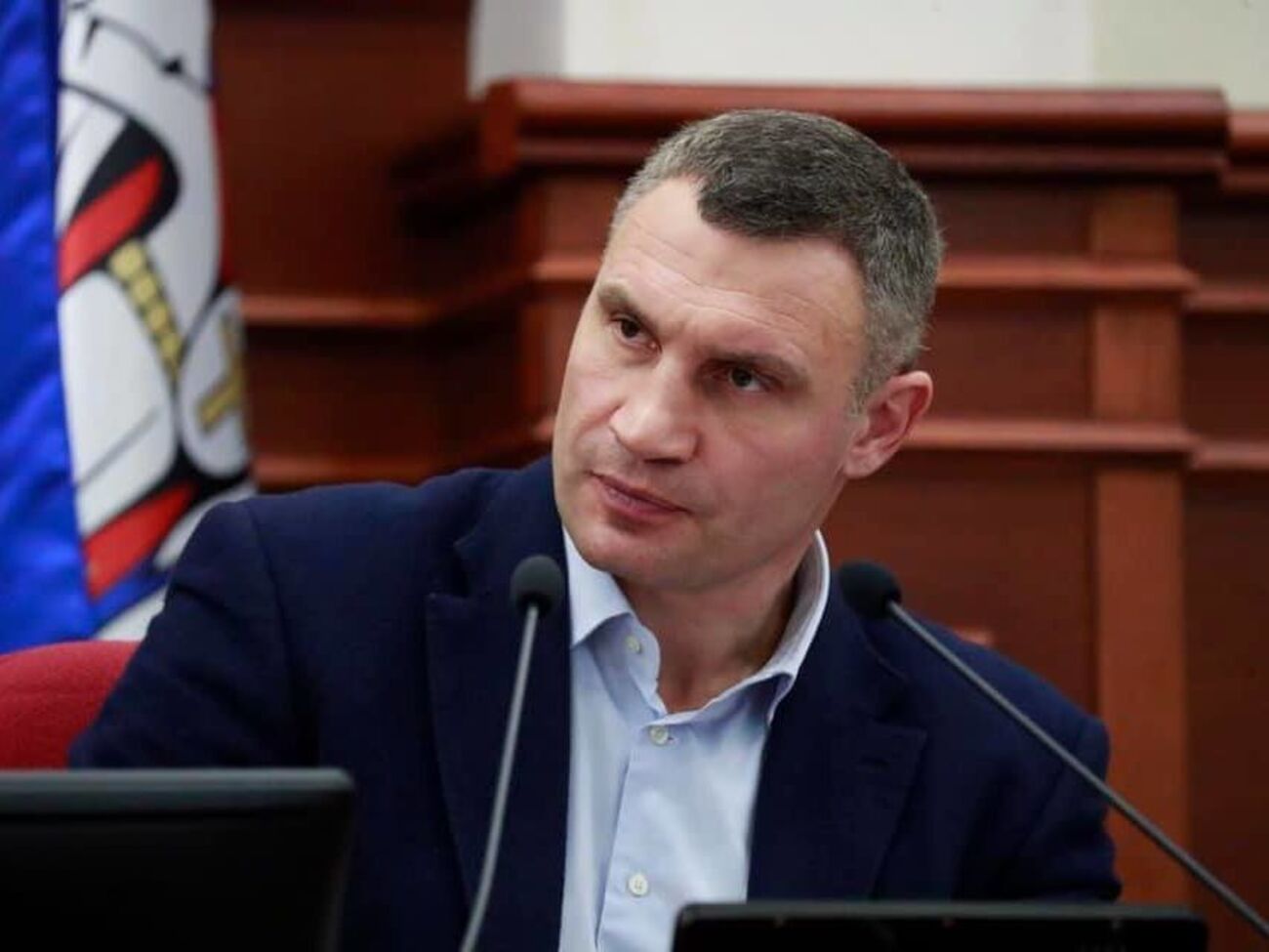 Кличко: Строители без выходных работают и днем и ночью