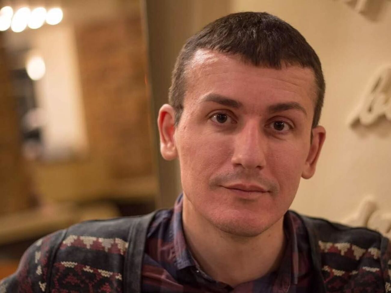 Влада має засудити поділ журналістів на "правильних" і "неправильних". І засудити порушення прав журналістів "неправильних" медіа