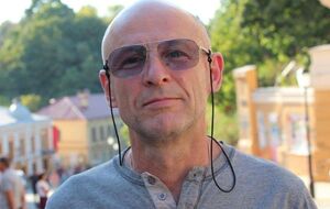 В спину Павелко дышит страх расплаты. Поэтому его фейкометы круглосуточно засоряют интернет примитивными страшилками о Суркисах