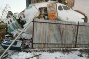 По данным МВД, в результате авиакатастрофы погибли 12 человек