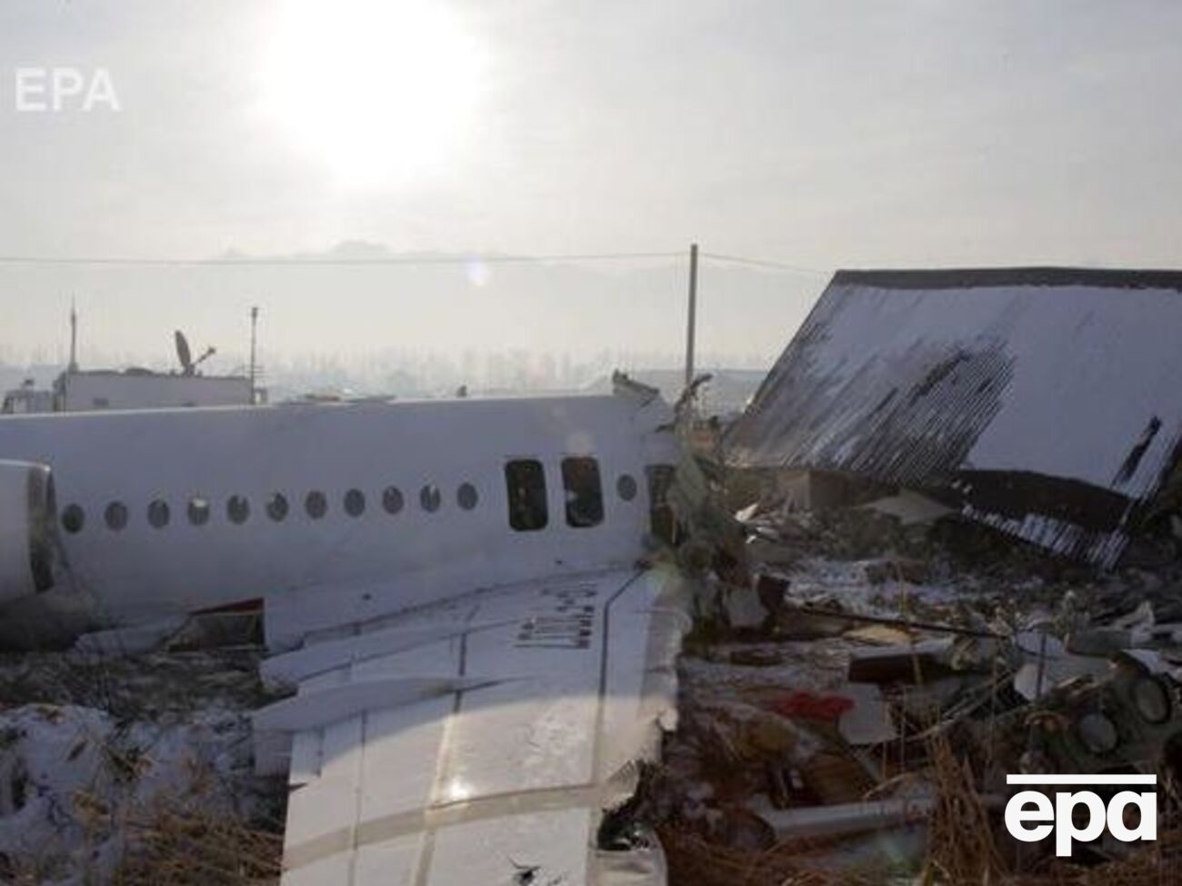 В результате авиакатастрофы погибли 12 человек, пострадали 49