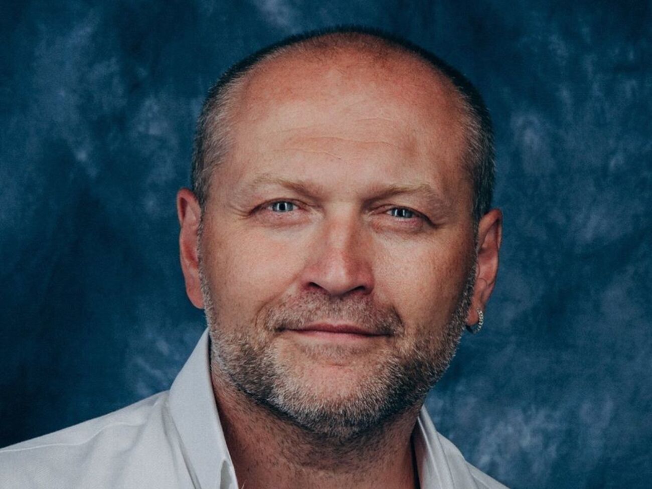 Информация о причастности Иванисова к изнасилованию подтвердилась. Но несмотря на обещания Зеленского, он остается с мандатом