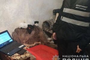Під час обшуку правоохоронці вилучили флеш-накопичувач і комп'ютерну техніку