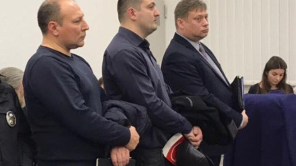 Троє нових прокурорів приєдналися до розгляду провадження