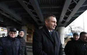 В Киеве испытали Шулявский мост