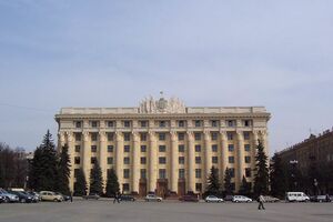 У Харкові підпалили вхід в ОДА