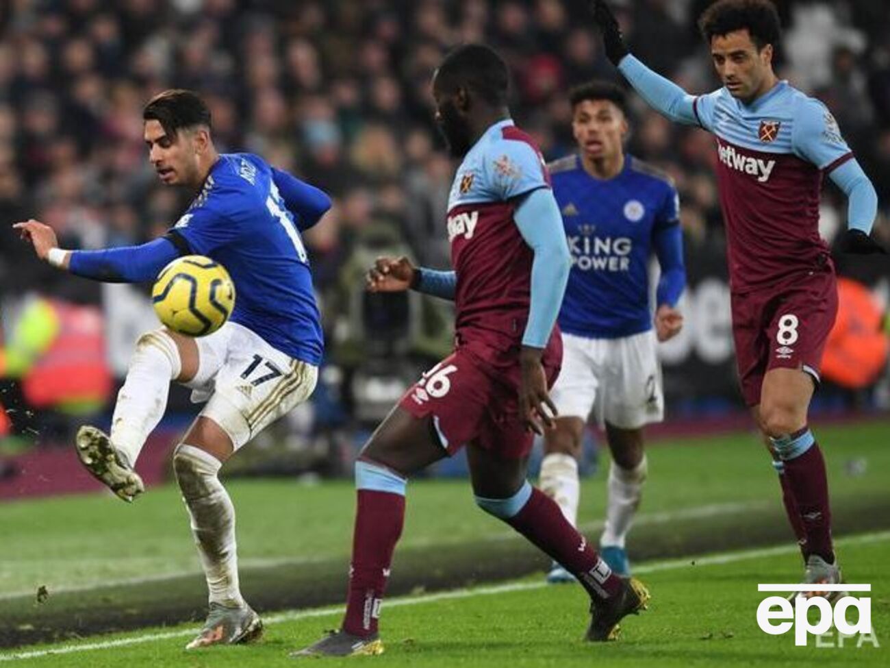 "Лестер" победил "Вест Хэм" со счетом 2:1