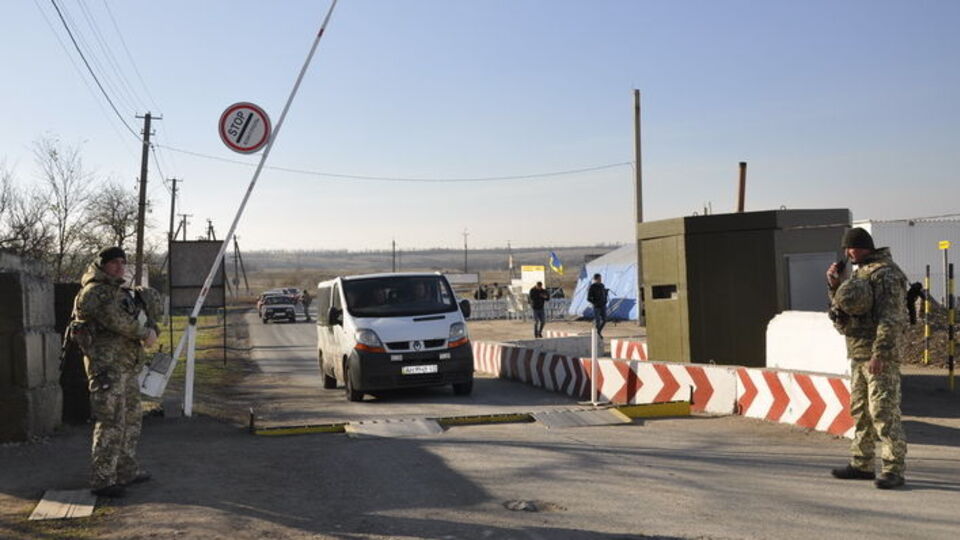 Террористы "ЛНР" заявили, что выехали в "Майорское"