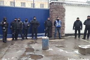 Акцію під СІЗО мають намір завершити