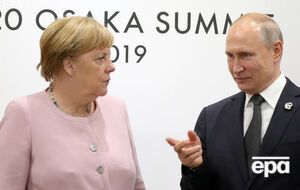 Меркель и Путин говорили по телефону