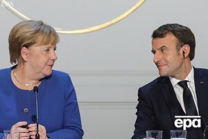 Меркель и Макрон заявили, что обмен стал выполнением обязательств, взятых на саммите лидеров стран Нормандской четверки, который прошел в Париже 9 декабря