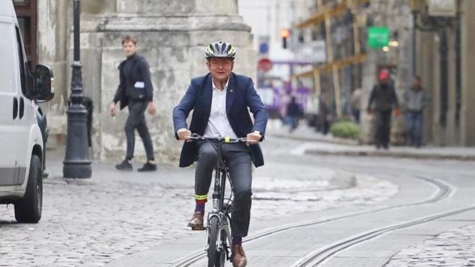 Садового подозревают в злоупотреблениях во время операций с земельными участками