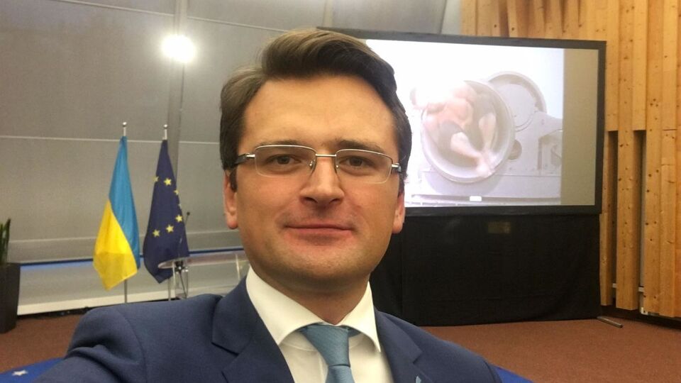 Дмитро Кулеба повідомив, що в регламент ВР необхідно буде внести зміни, щоб врахувати в ньому процес погодження законодавства з Єврокомісією