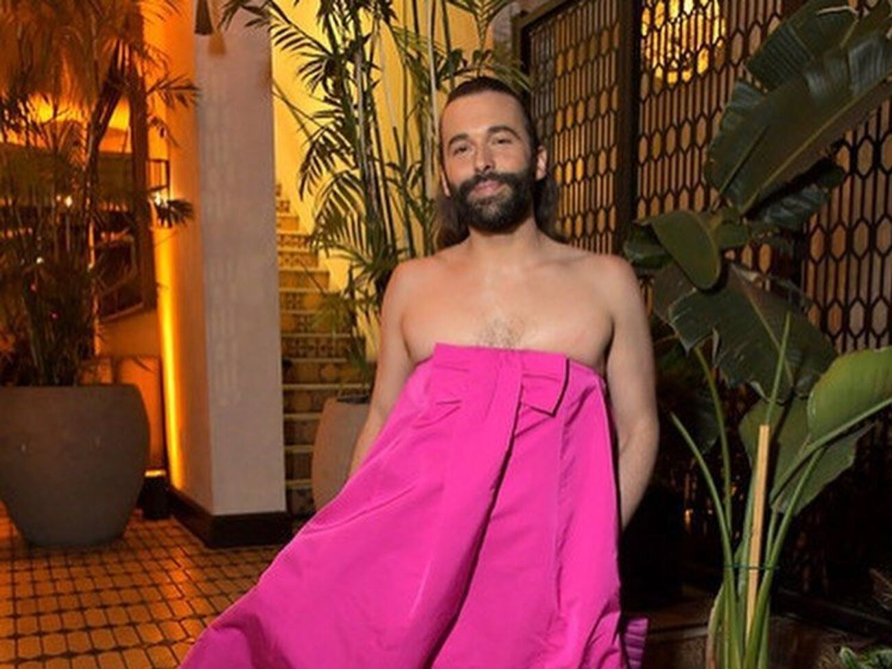 Джонатан ван Несс: Моє тіло готове. Перша нежіноча обкладинка Cosmopolitan UK за 35 років