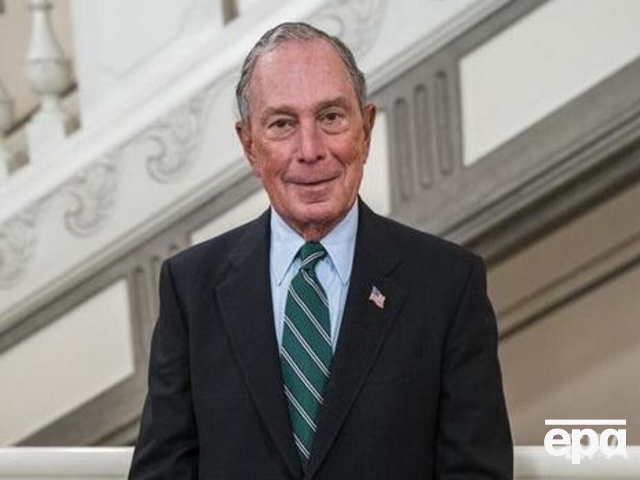 Блумберг вирішив узяти участь у виборах